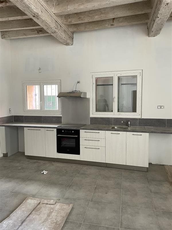 une cuisine simple et elegante. – après